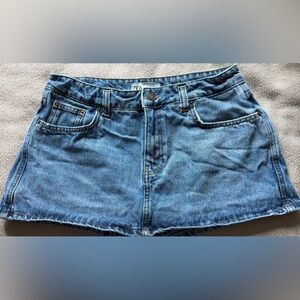 Zara Light Blue Denim Jeans